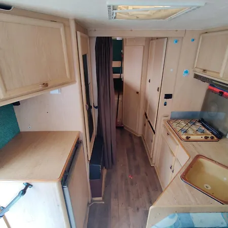 Parque de Campismo Helsinki's Caravan Adventureヅ