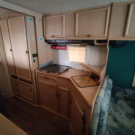 Parque de Campismo Helsinki's Caravan Adventureヅ