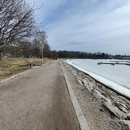 Helsinki's Caravan Adventureヅ *