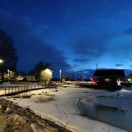 Campsite Helsinki's Caravan Adventureヅ *